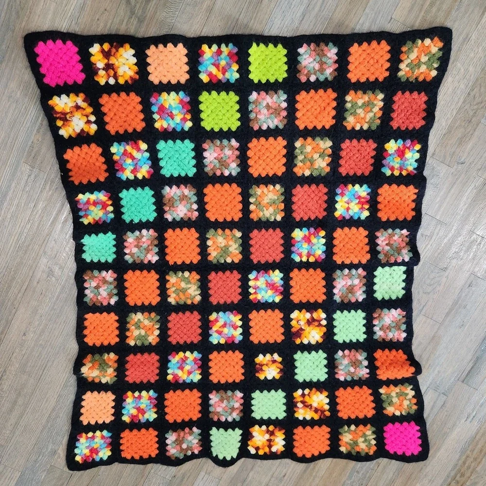 Vintage Handmade WOOL Granny Square Afghan Lap Blanket Crochet Throw‎ Black